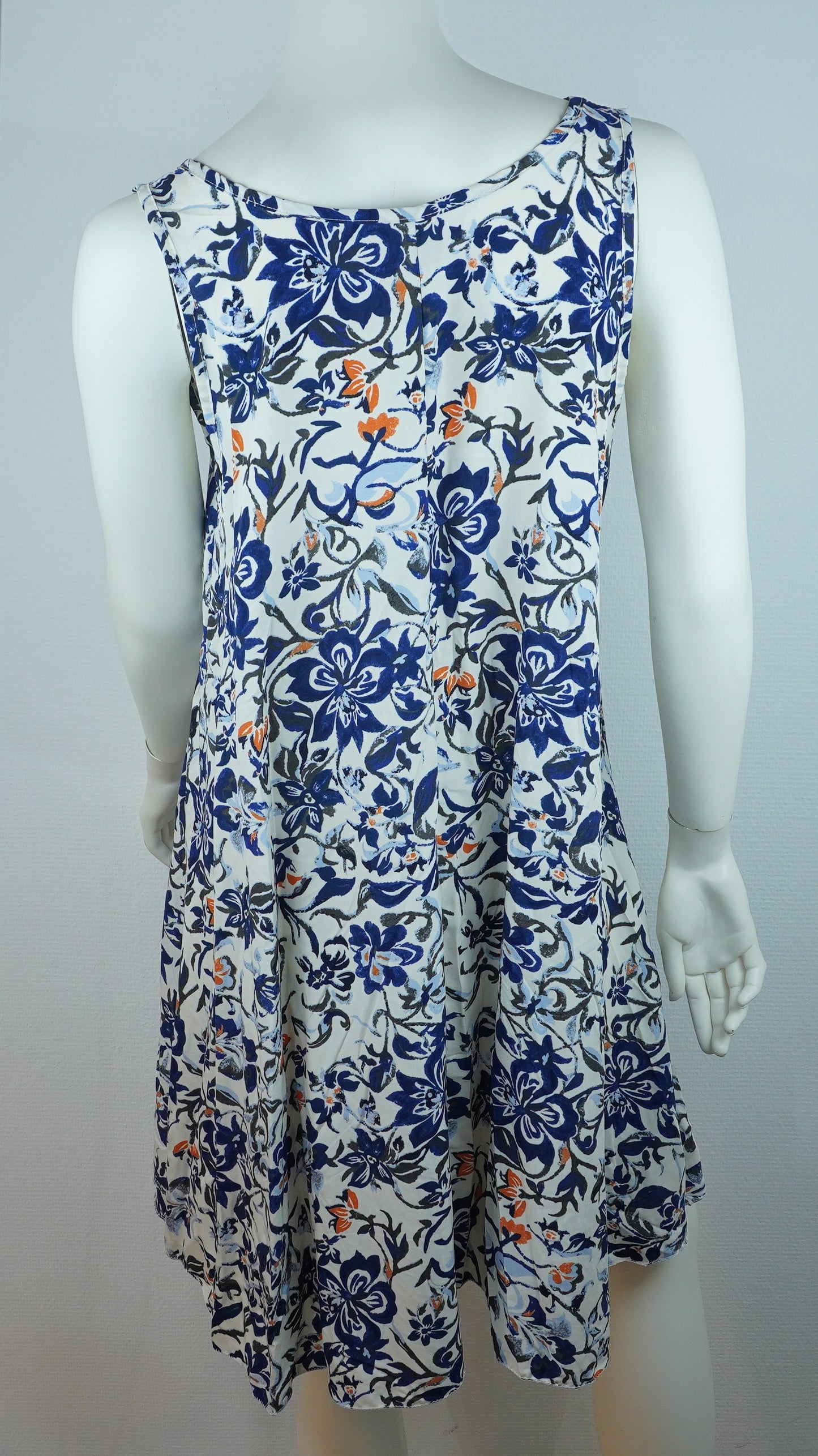 Sommerkleid – Blumenprint – Trägerkleid – Weiß/Blau