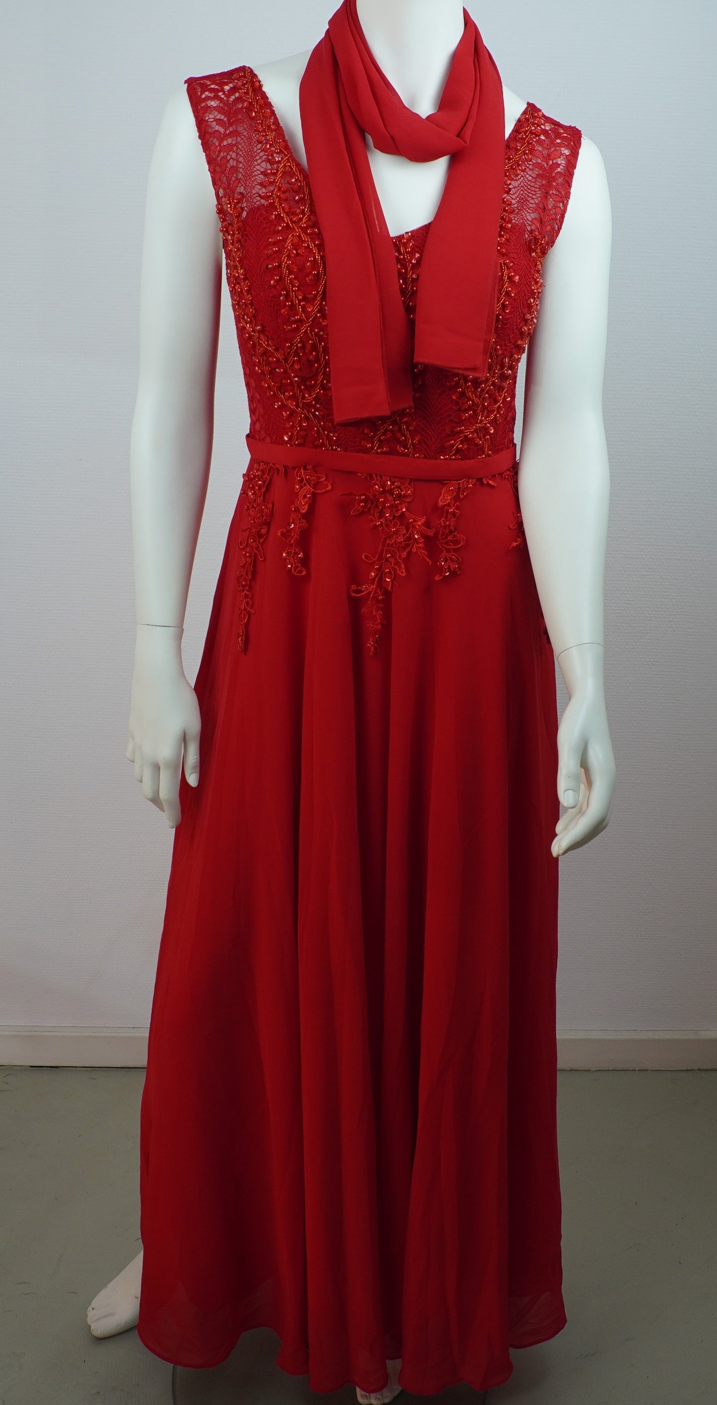 Elegantes Abendkleid Rot – Spitze & Perlen – Festkleid mit Schal