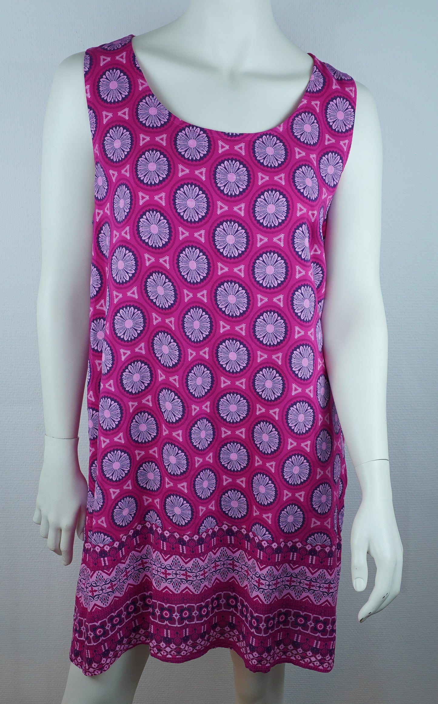 Sommerkleid Nala Pink – Vorderseite