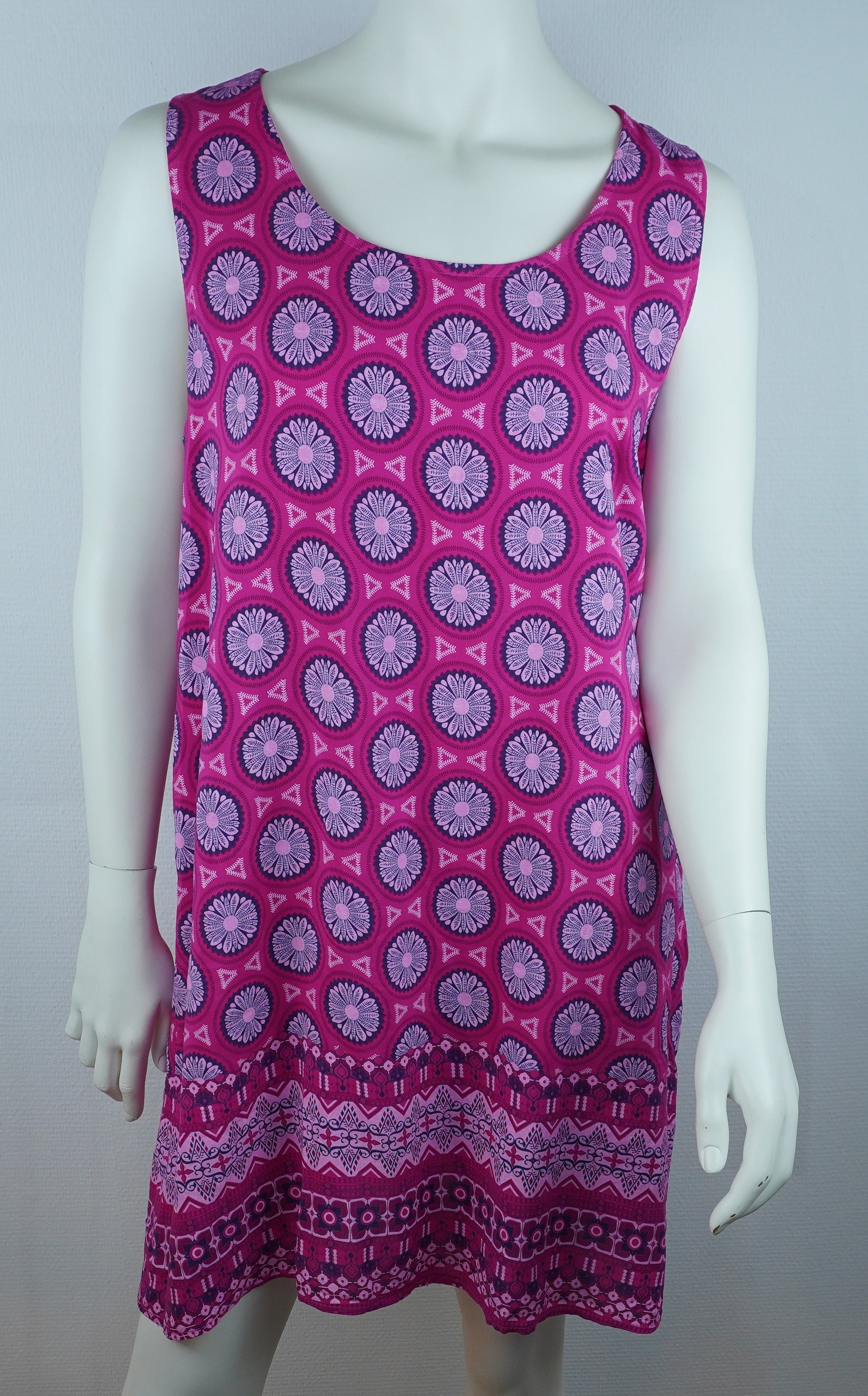 Sommerkleid Nala Pink – Vorderseite