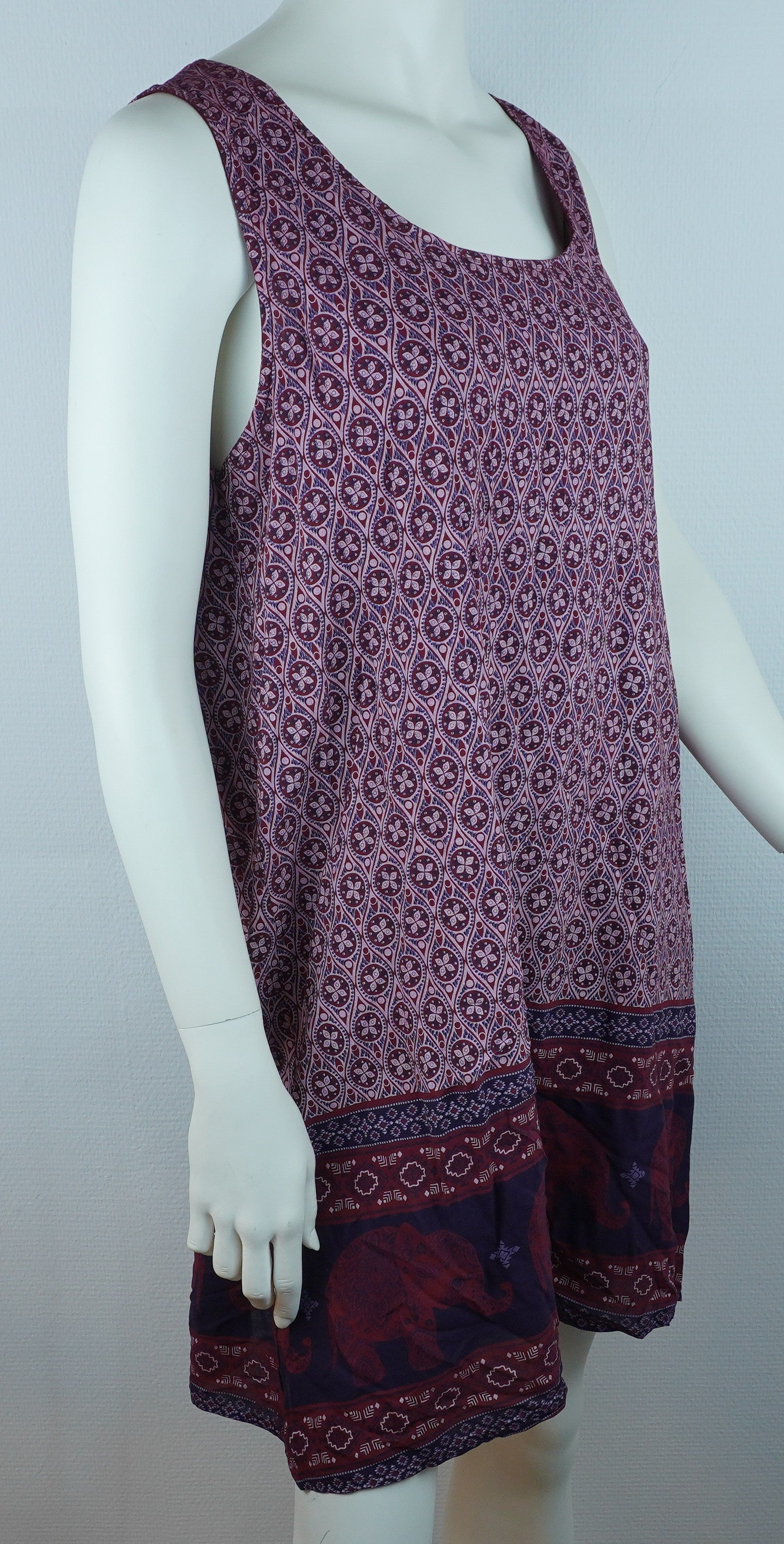Sommerkleid Nala Lila – Seitenansicht