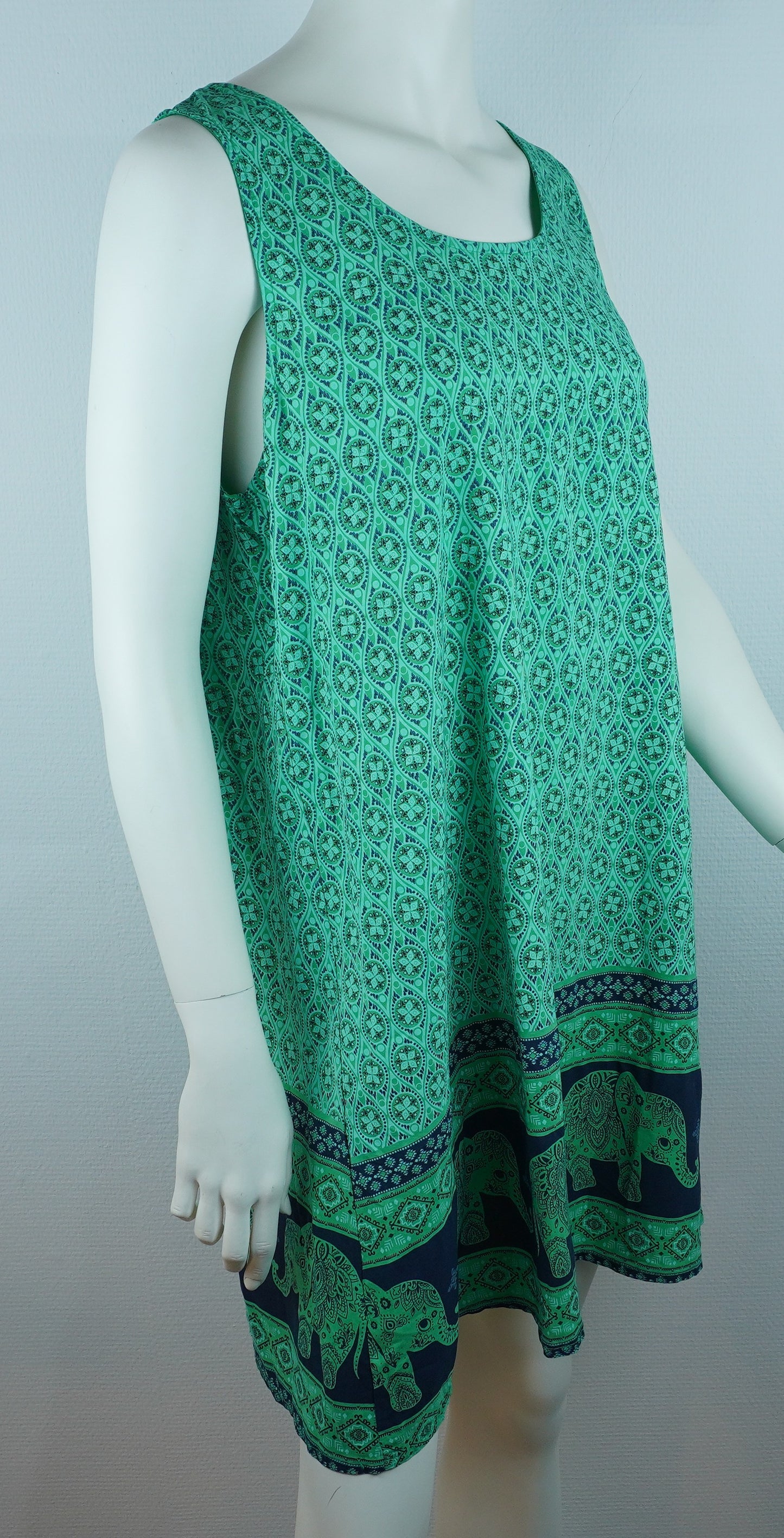 Sommerkleid Maya Türkis – Seitenansicht