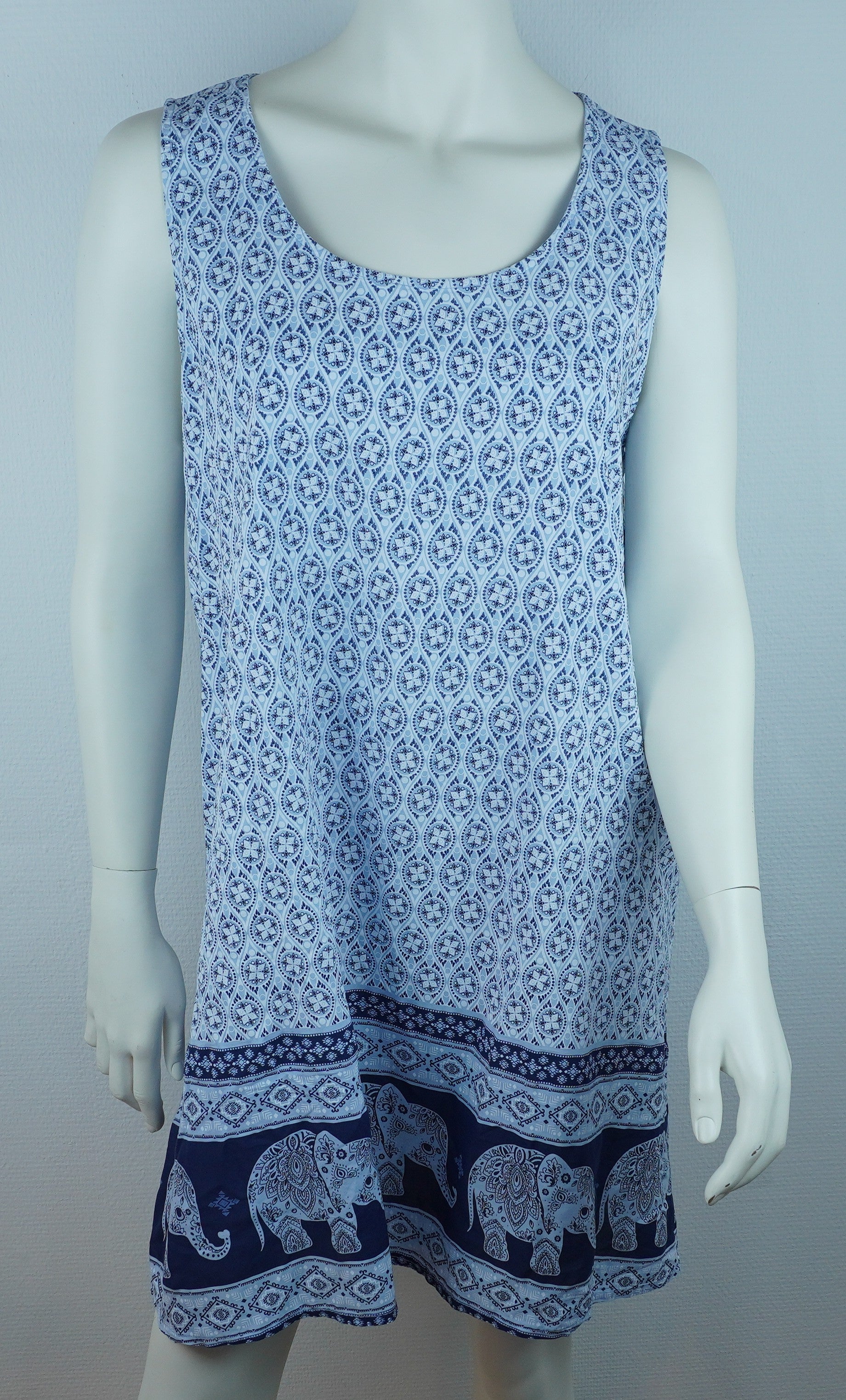 Sommerkleid Maya Weiß/Blau – Vorderseite