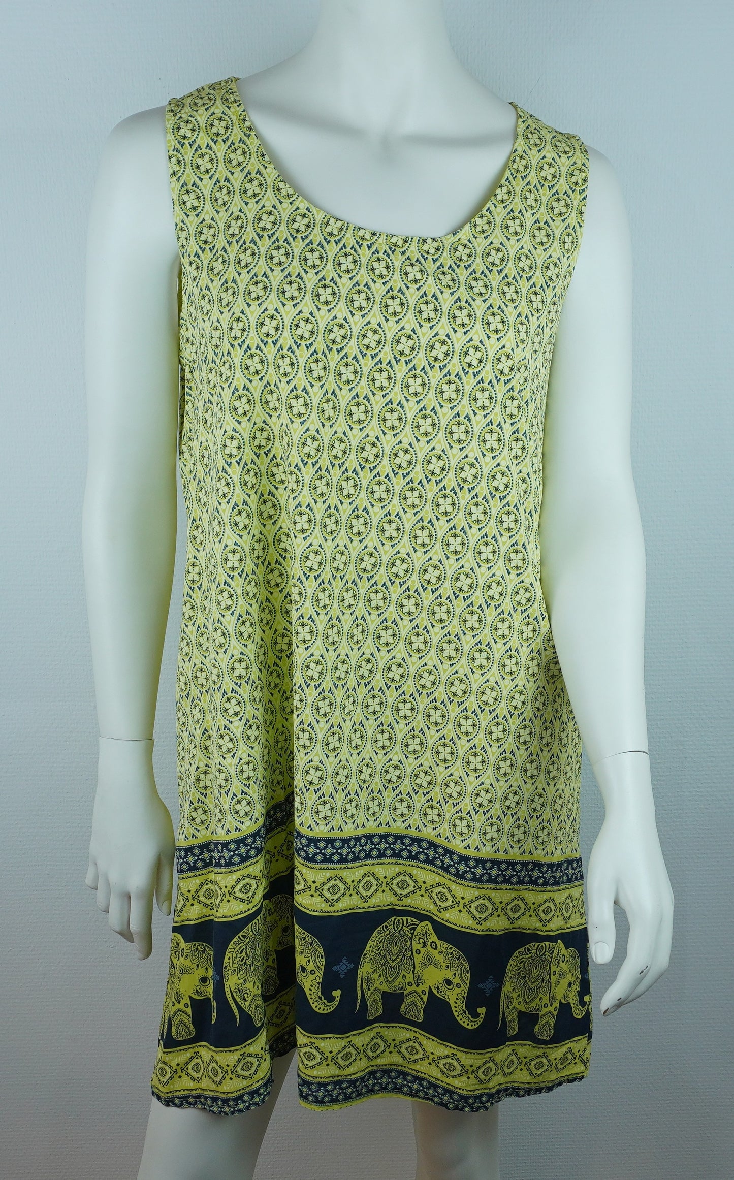 Sommerkleid Maya Lime – Vorderseite