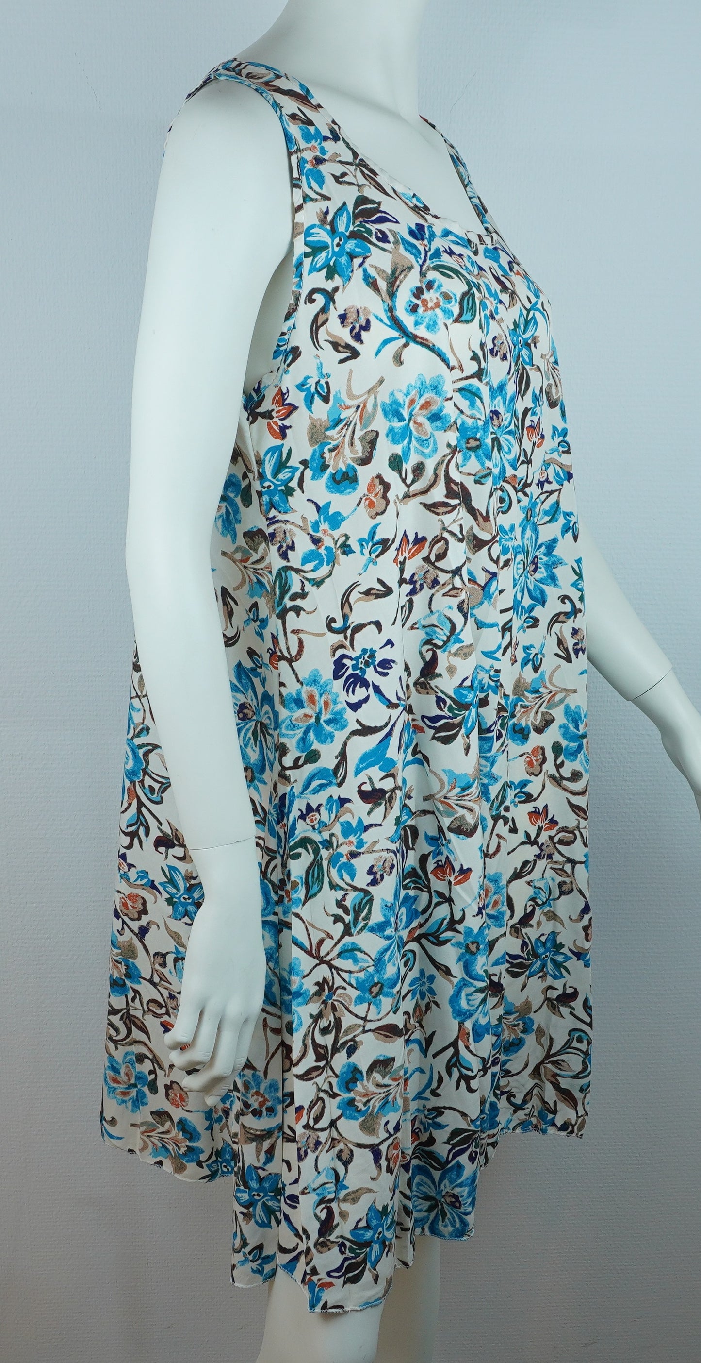 Sommerkleid – Blumenprint – Trägerkleid – Weiß/Türkis