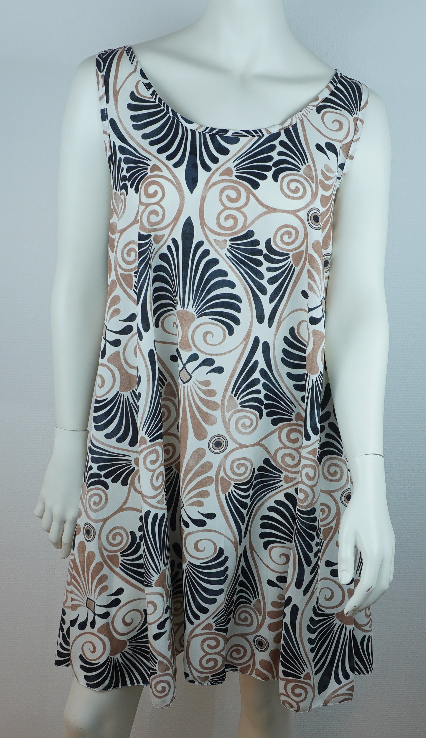 Sommerkleid – Art-Déco-Print – Trägerkleid – Weiß/Schwarz