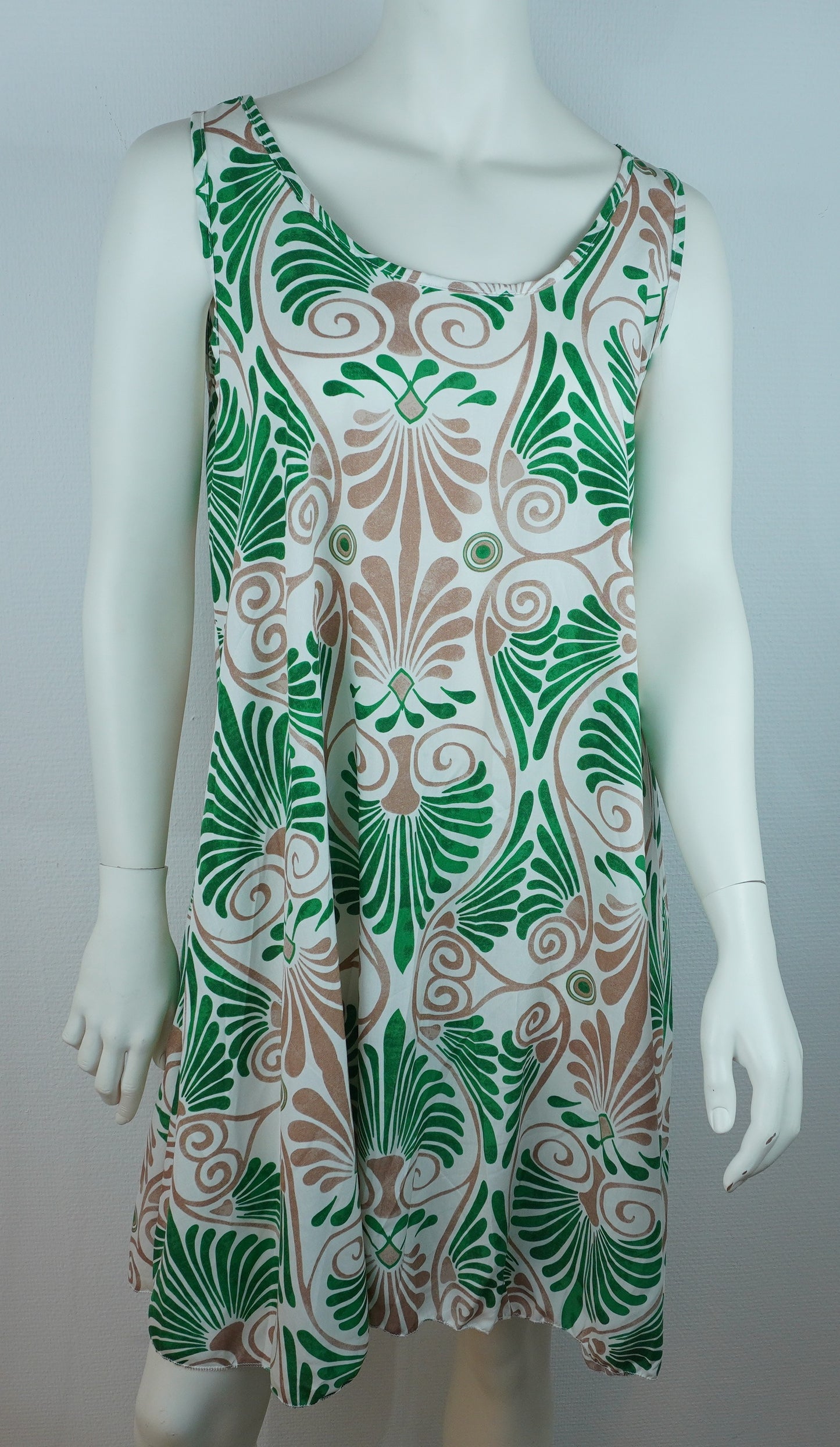 Sommerkleid – Art-Déco-Print Groß – Trägerkleid – Weiß/Grün