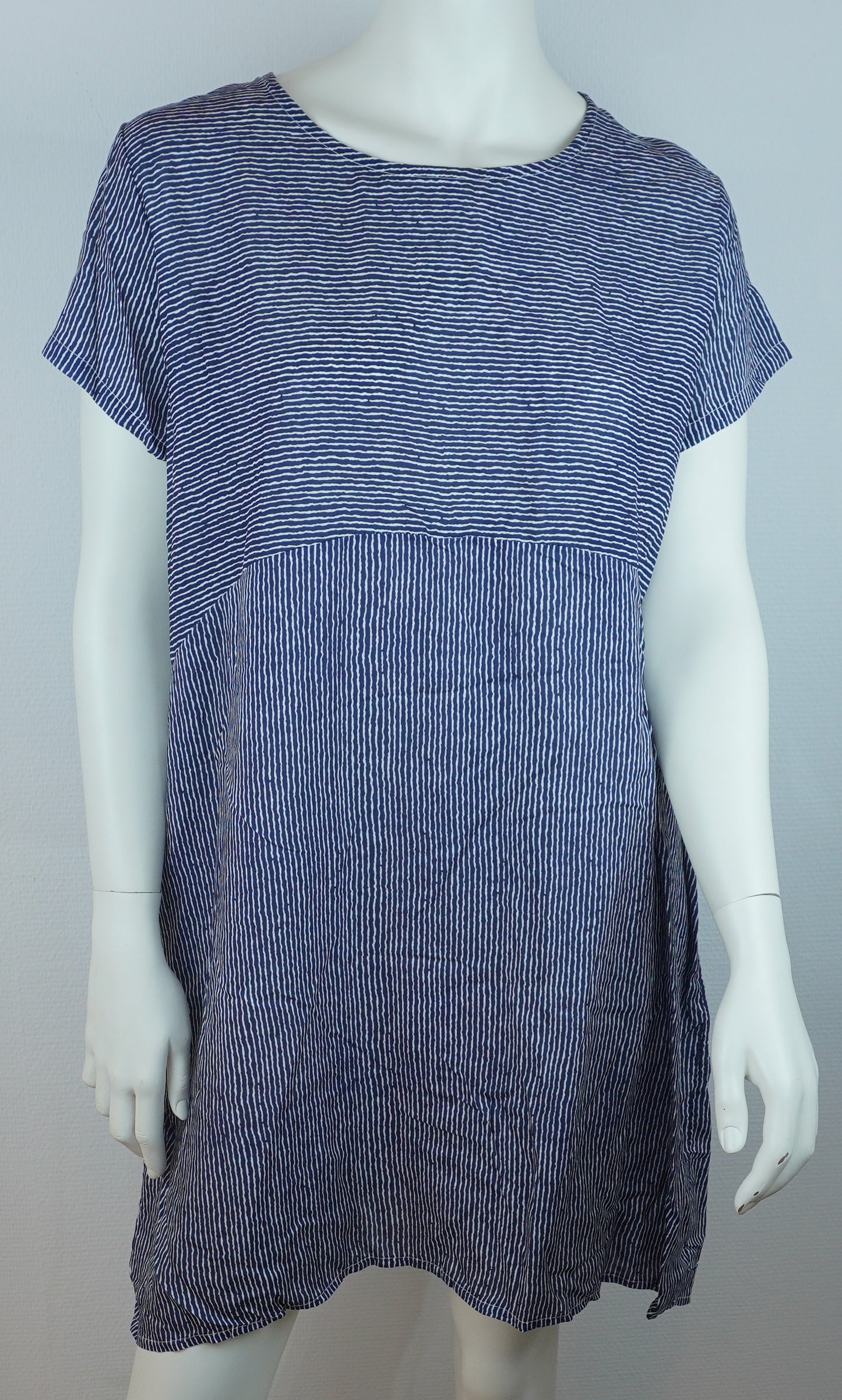 Sommerkleid Streifen Marine Vorderansicht