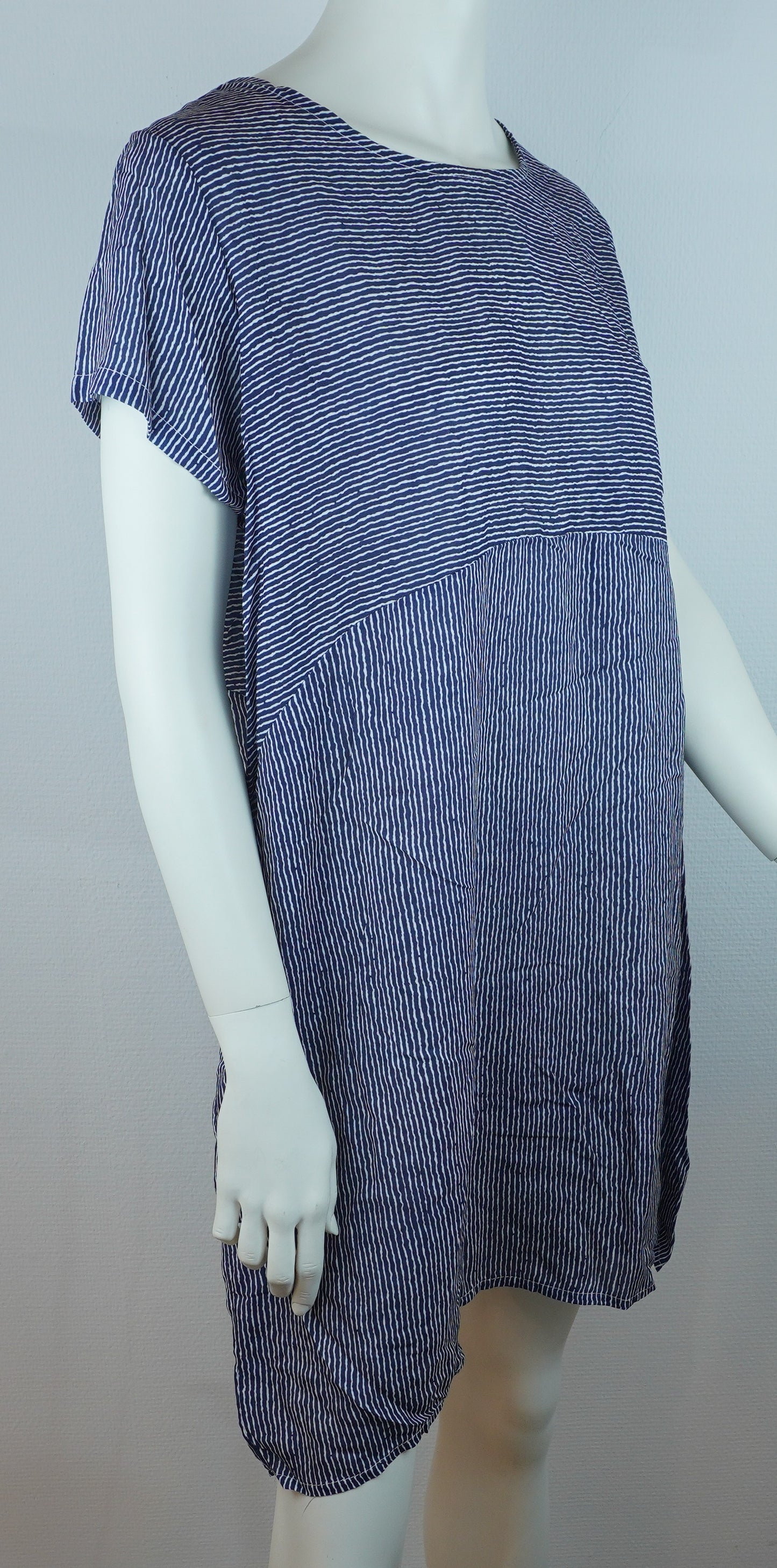 Sommerkleid Streifen Marine Seitenansicht