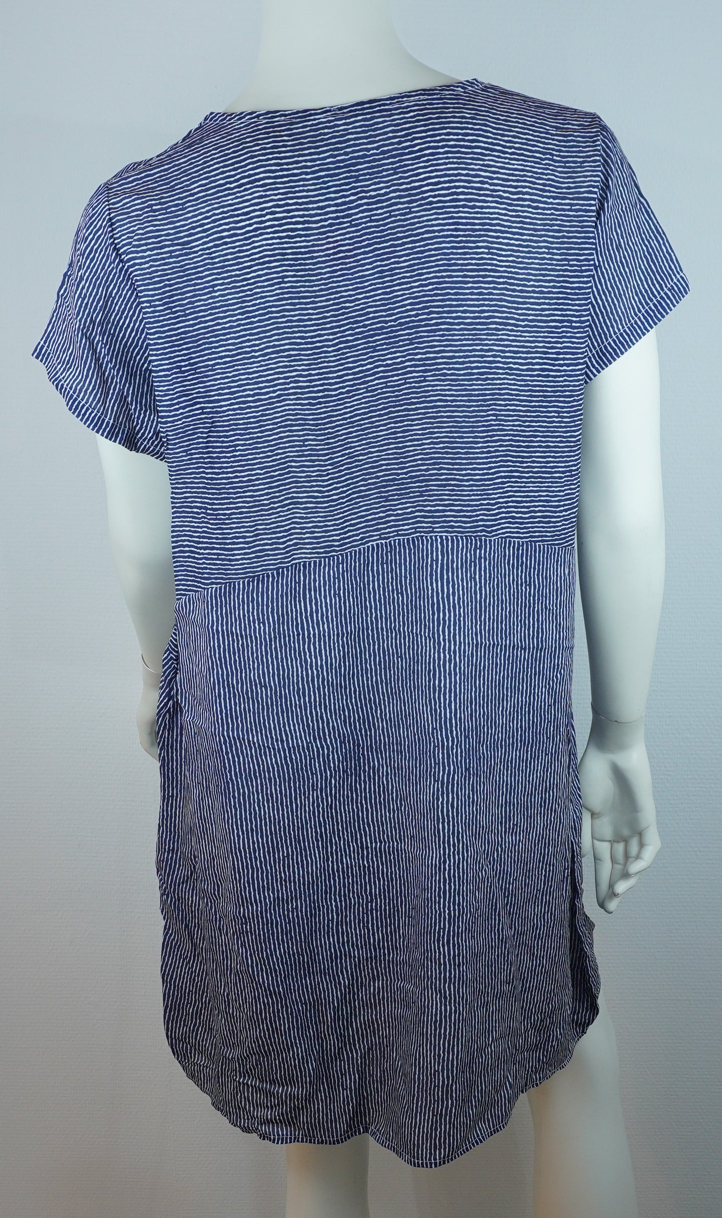 Sommerkleid Streifen Marine Rückansicht