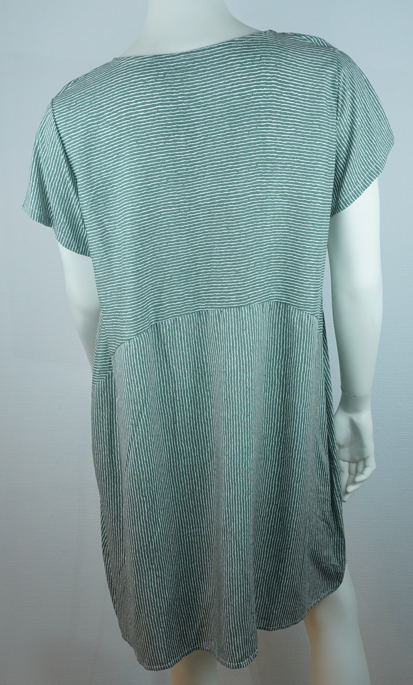 Sommerkleid Streifen Salbei Rückansicht
