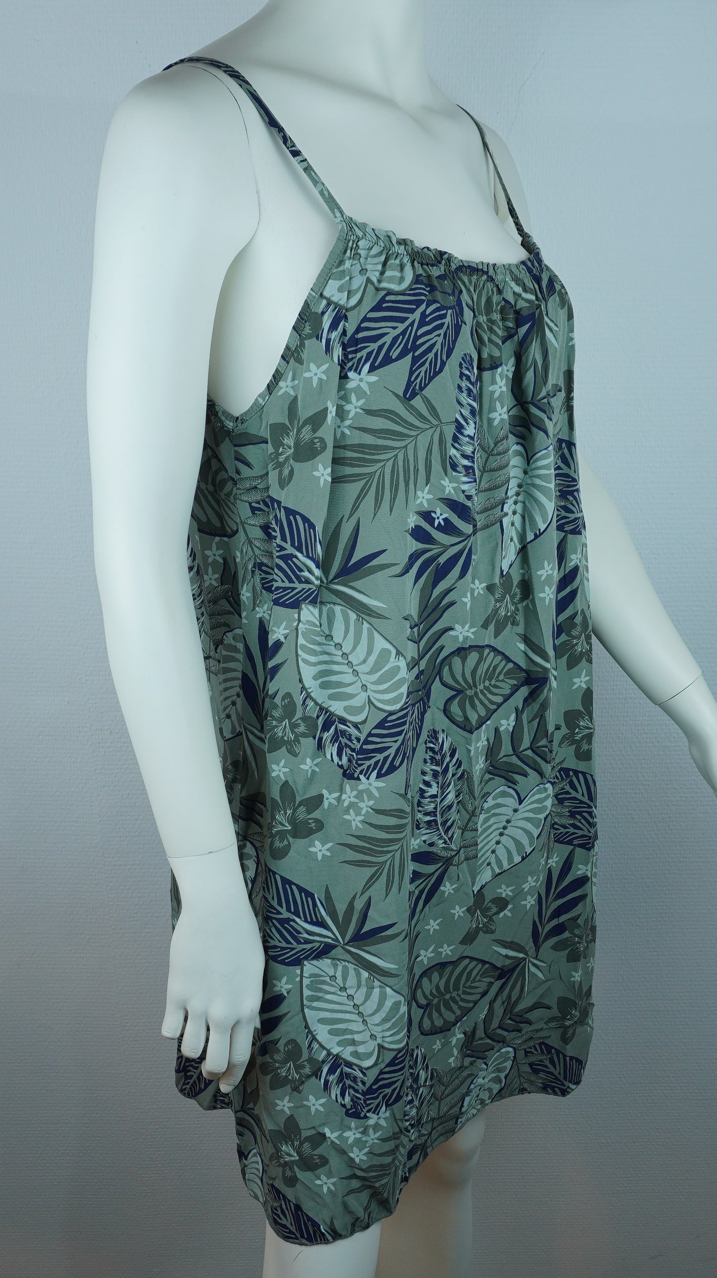 Sommerkleid Tropical Salbei Seitenansicht