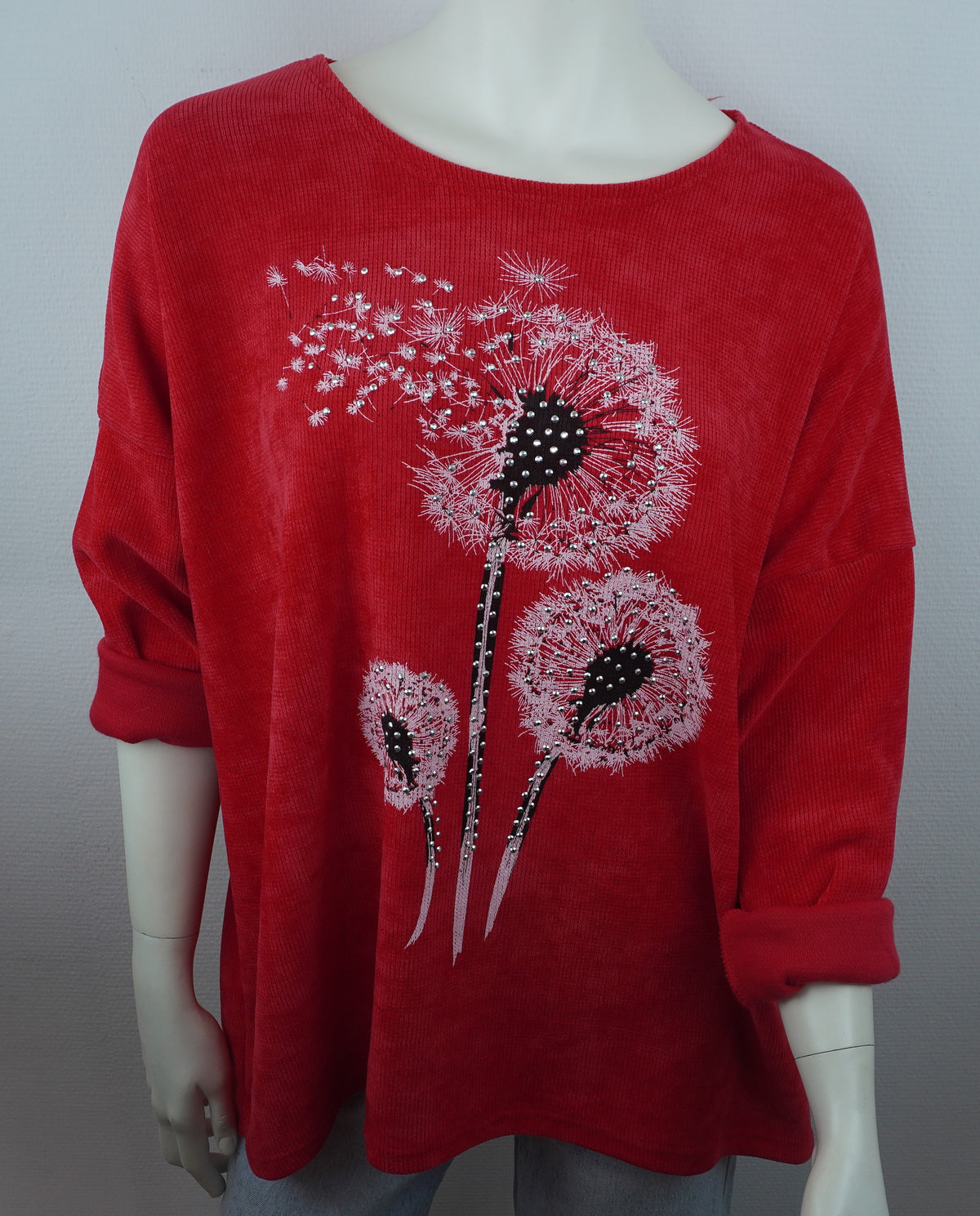 Rotes Damen-Oberteil mit Pusteblumenmotiv, Vorderansicht