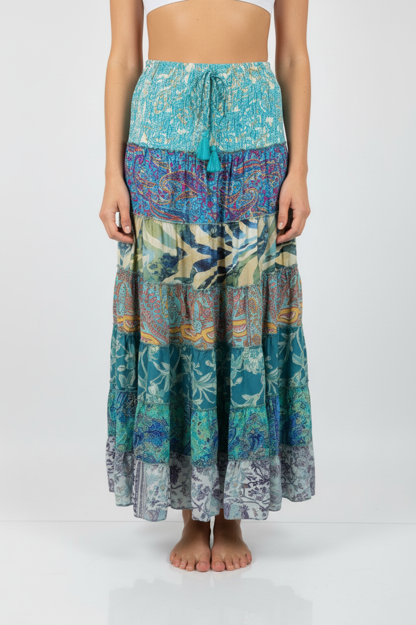 Boho Patchwork Maxi Rock türkis – Model frontal