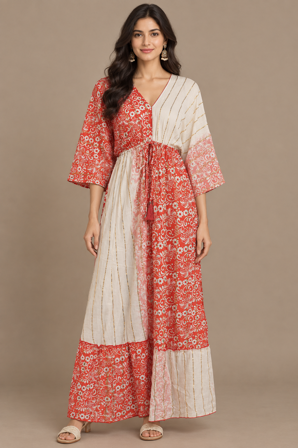 Boho Maxikleid Korallrot Rosa Creme – Studio Vorderansicht
