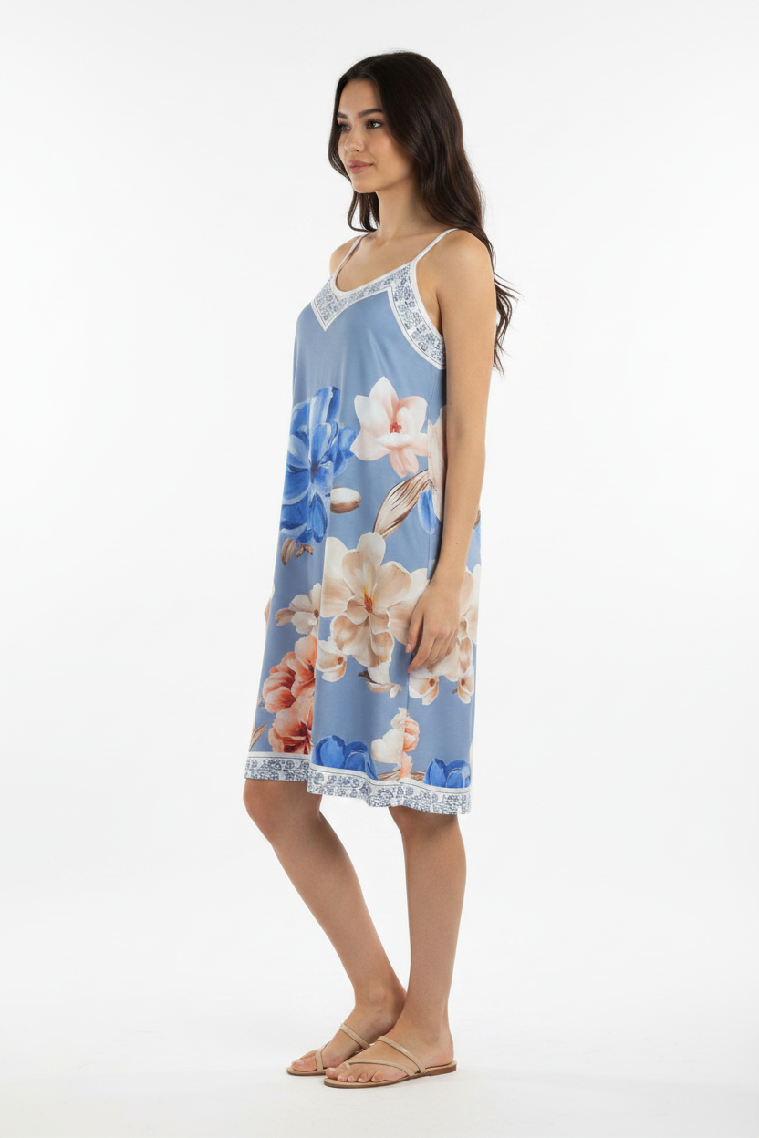 Sommerkleid Blumen Hellblau Magnolie Seitenansicht KI