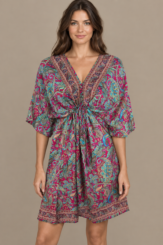 Boho Tunika in Fuchsia, Türkis und Taupe – Vorderansicht im Studio