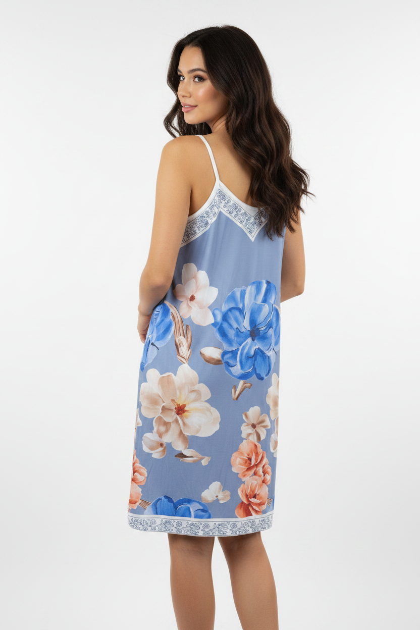 Sommerkleid Blumen Hellblau Magnolie Rückansicht KI